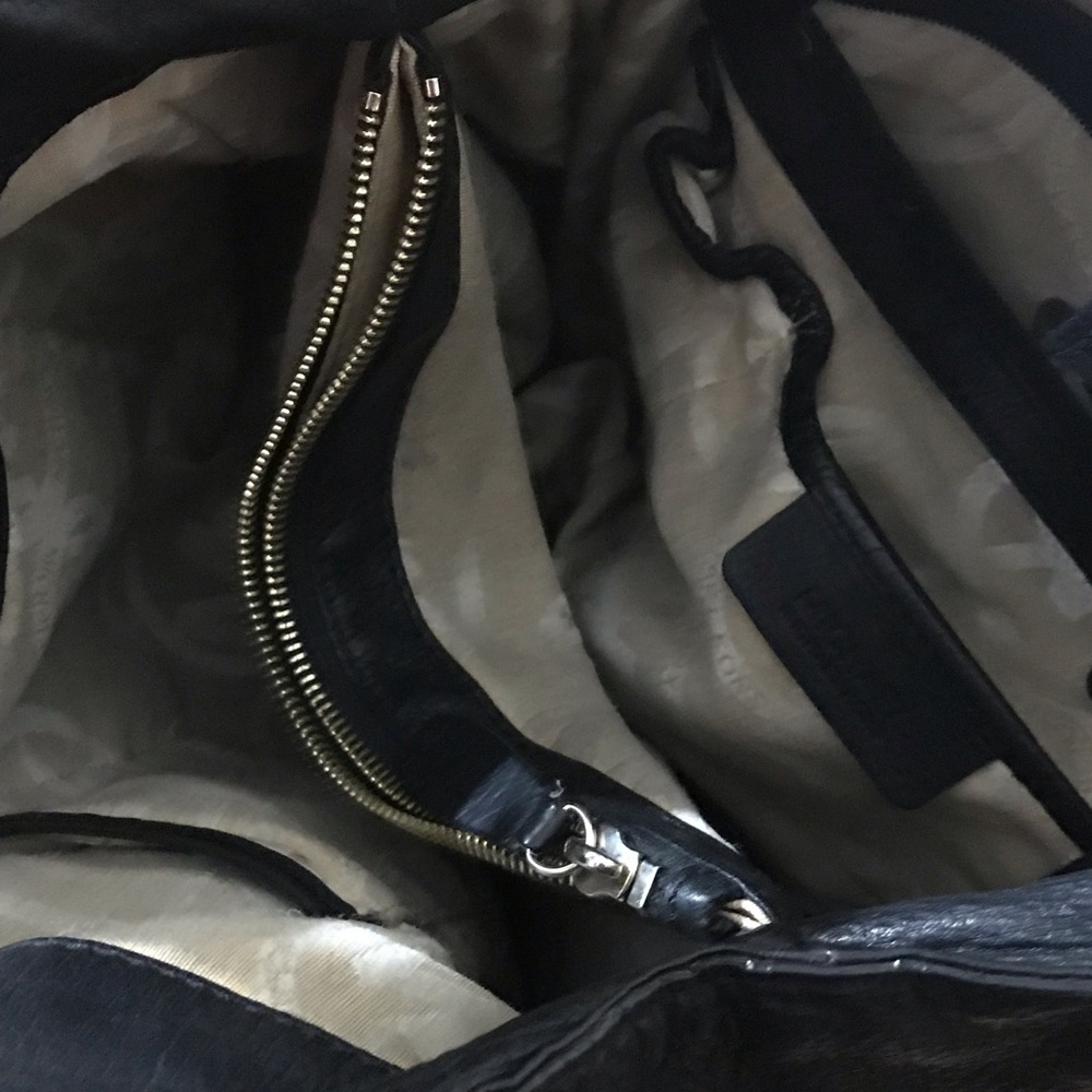 Michael Kors handbag - Picture 3 of 8